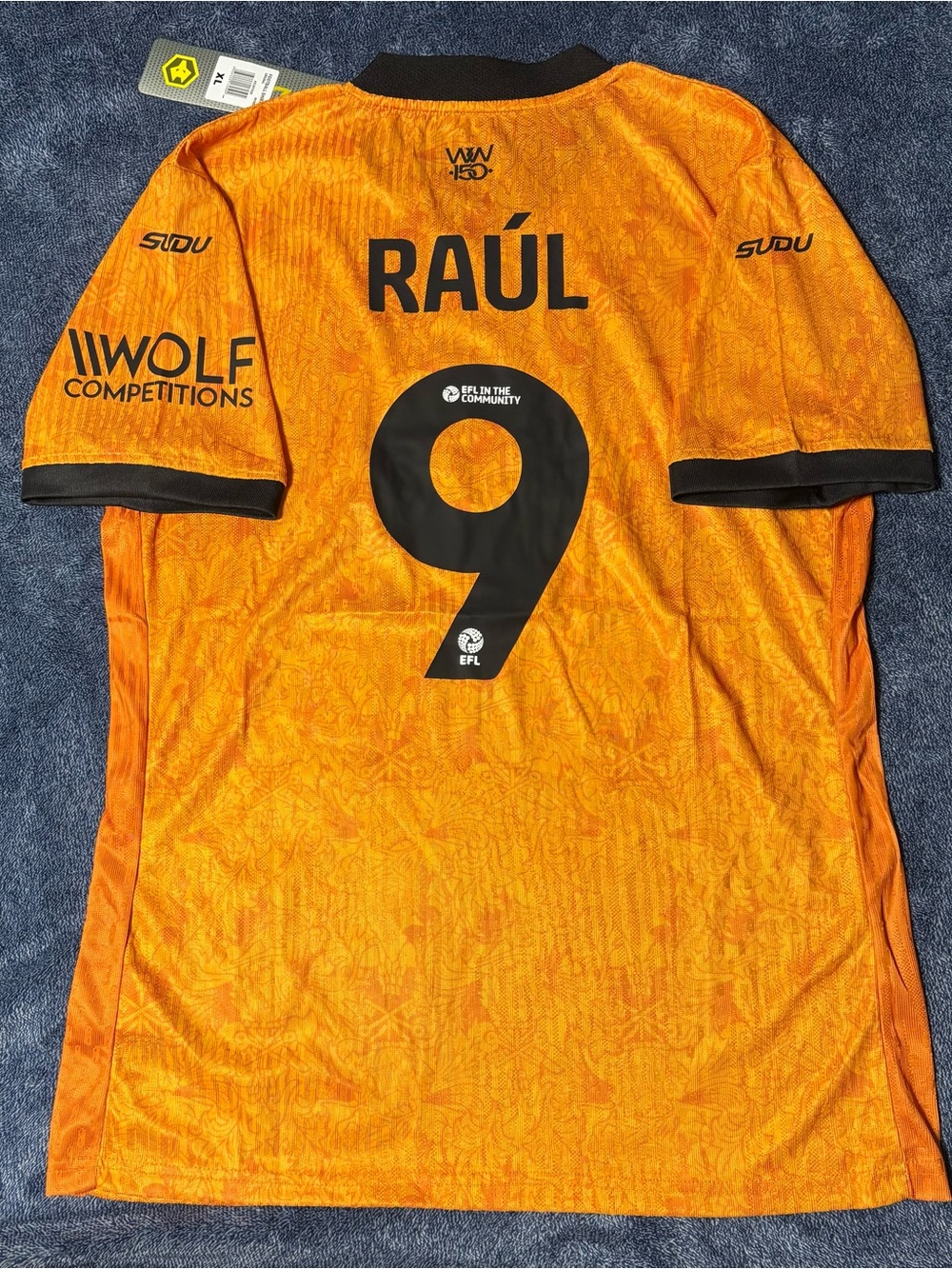 Wolves Home 26/27 Jersey Raúl Jiménez #9